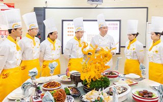 打造五重玩球直播app玩球app新手