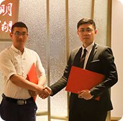 关注玩球直播app玩球app与中超联