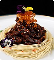 擅长各种菜系的熟练制作