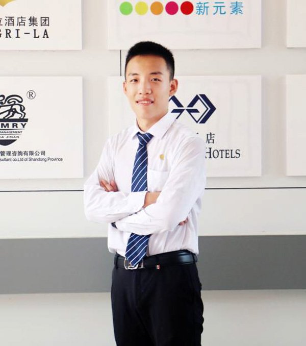他是土象星座的金牛座