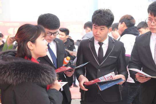 让学子们足不出户就能找到称心如意的单