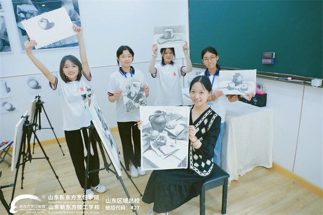 专任教师中包括 “双师型”讲师